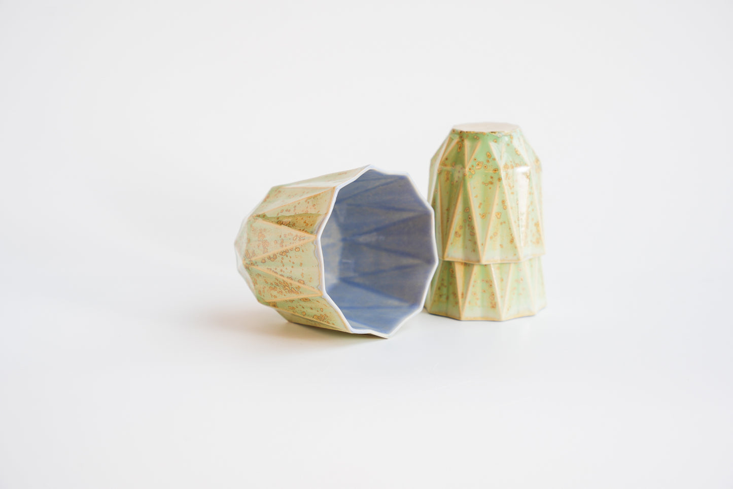 Medium Poly Cup 'Minted Lilac' - Mellow Out