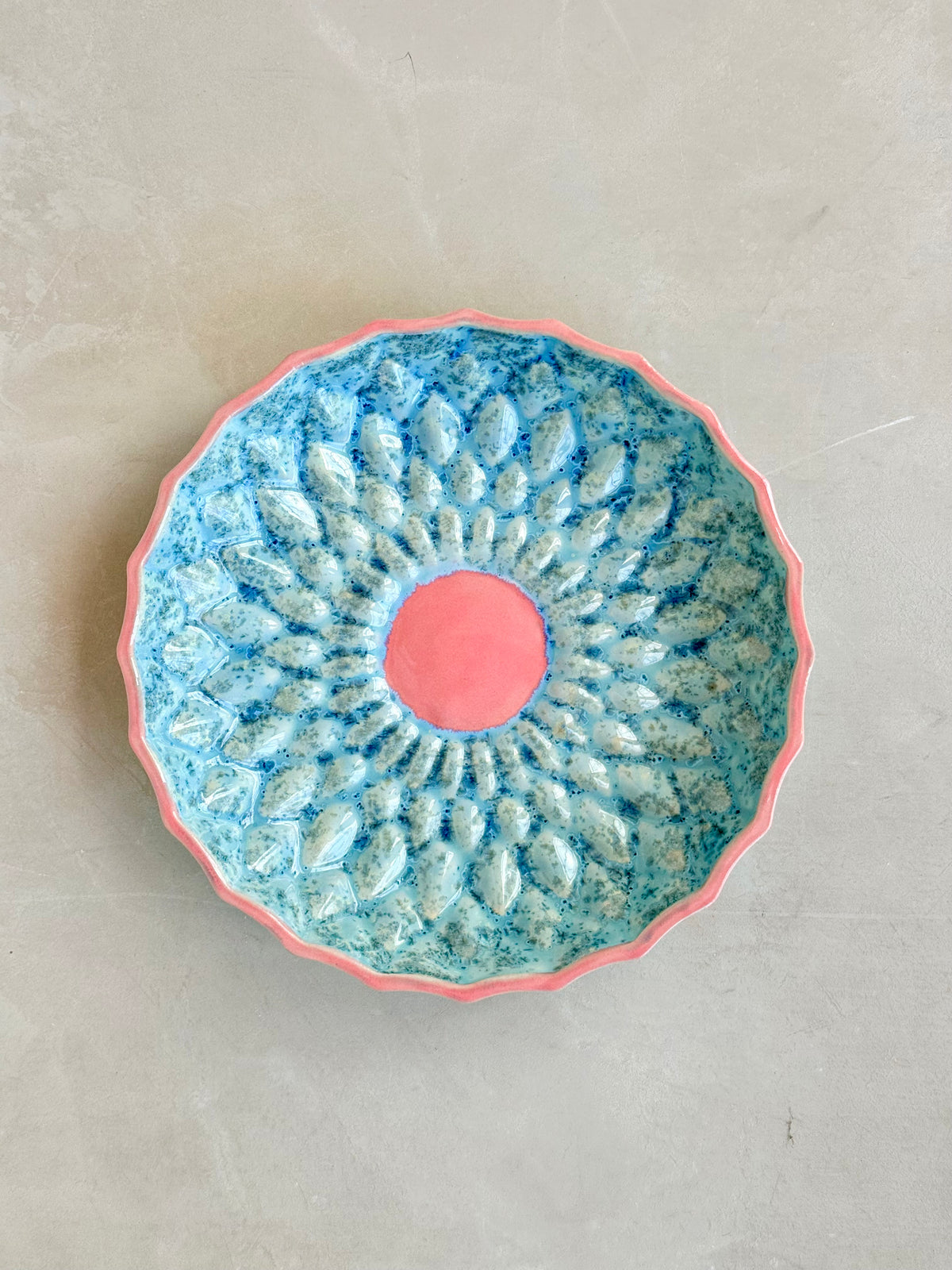 Sunflower Plate - Coral Bay - Mellow Out