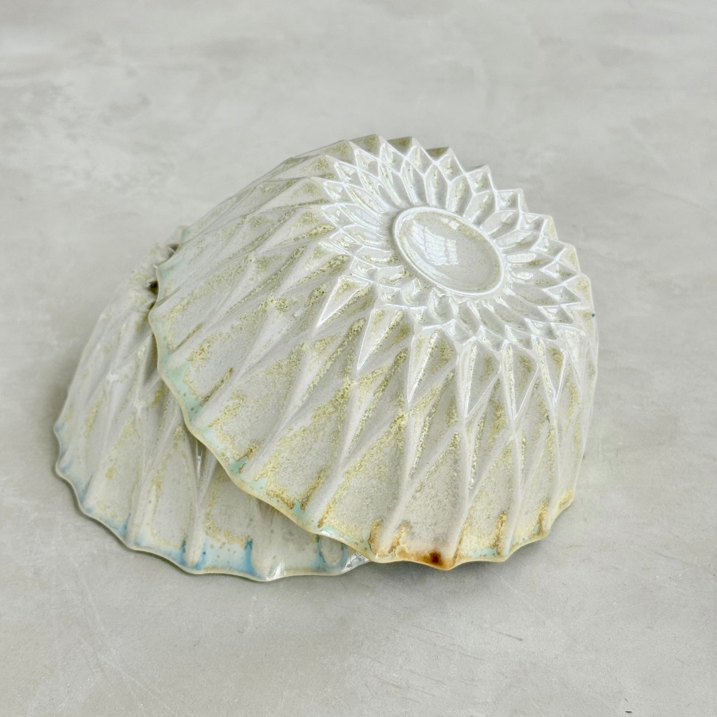 Sunflower Pearl-Green Bowl