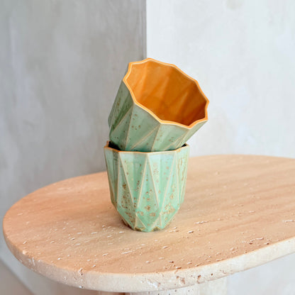 Small Poly Cup 'Spring Glow'